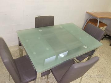 tavolo  vetro 