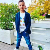 abbigliamento bimbo 6/9 anni