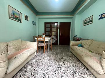 3 LOCALI A REGGIO DI CALABRIA