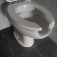 vaso wc disabili nuovo con tavoletta 