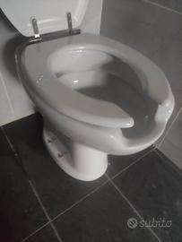 vaso wc disabili nuovo con tavoletta 