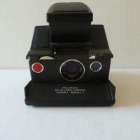 Polaroid SX - 70 land camera Alpha 1 model 2
