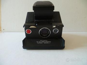 Polaroid SX - 70 land camera Alpha 1 model 2