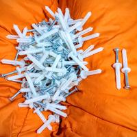 Tasselli nuovi vendibili anche in lotti