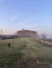 Immobile in asta di 330 m² con 5 locali a Galliate