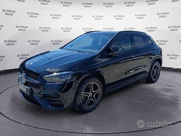 Mercedes-Benz GLA 180 d AMG Line Advanced Plu...