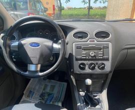 FORD FOCUS 1.6 TDCI BERLINA MOLTO BELLA GUARDA