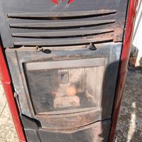 Stufa pellet Nordica+tubazione scarico fumi