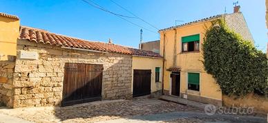 Casa di paese e stazzo gallurese nel centro storic