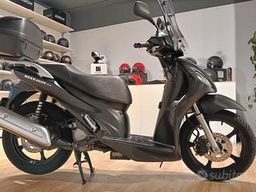 Suzuki sixteen 125-2011