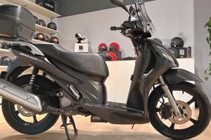 Suzuki sixteen 125-2011