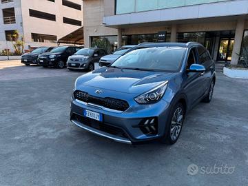KIA NIRO 1.6 FULL HYBRID STYLE 2020 RETROCAMERA