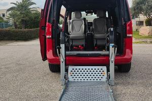 Mercedes classe V200d allestimento speciale disabi