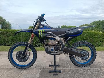 YZF 250 Yamaha TARGATA!