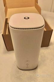 ZTE MC888 Ultra 5G WiFi 6 Router Modem Come Nuovo