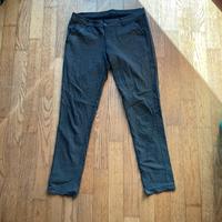 Pantaloni eleganti neri a fantasia geometrica