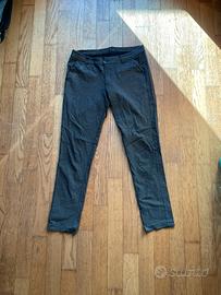 Pantaloni eleganti neri a fantasia geometrica