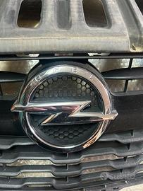 griglia anteriore opel