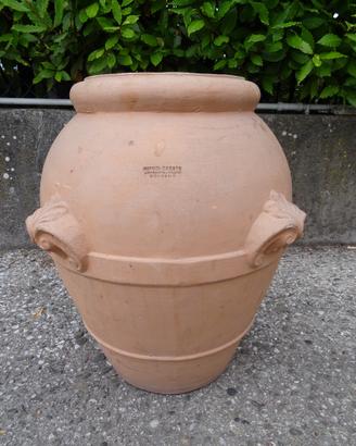 Orcio in terracotta firmato
