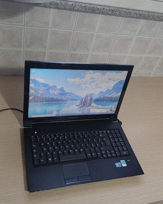 Notebook Lenovo con Intel Core i5 e Windows 10