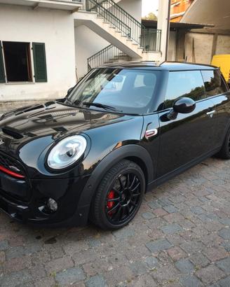 MINI JOHN COOPER WORKS