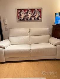 Divano Poltrone e Sofa in pelle bianco