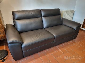 Divano in pelle 3 posti, nuovo
