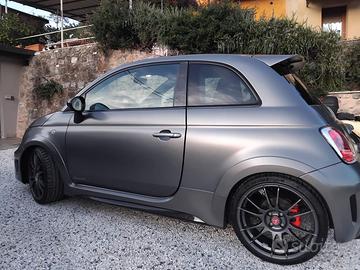Abarth 695 biposto