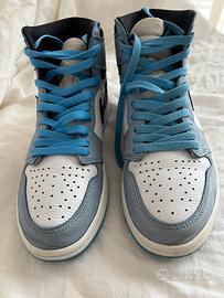 Nike Air Jordan 1 Retro High OG Blue University