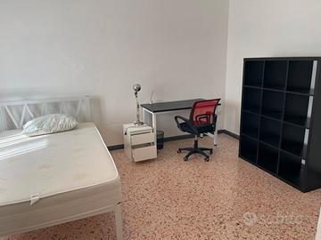 Stanza con bagno uso esclusivo