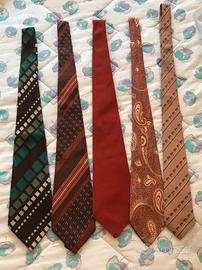 5 Cravatte in poliestere in tonalità di marrone