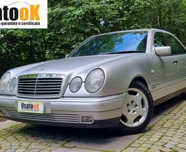 MERCEDES-BENZ E 200 Elegance