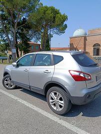 Auto Qashqai
