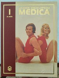 eciclopedia medica curco anni80