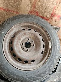 Gomme termiche più cerchi in ferro