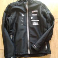 Giacca sportiva in windstopper.