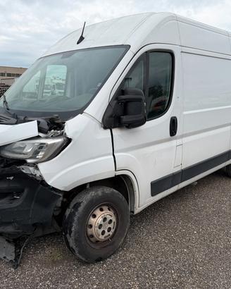 Opel Movano 2.2 140 PS INCIDENTATO