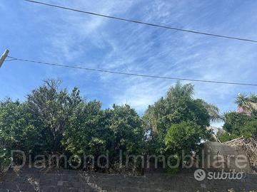 Terreno edificabile 2000mq a Tagliaborse-Giarre