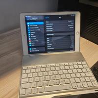 iPad Pro 9.7 32GB- WiFi/Cell - Oro Rosa + Tastiera