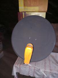 Parabola satellitare Televes 80 cm.