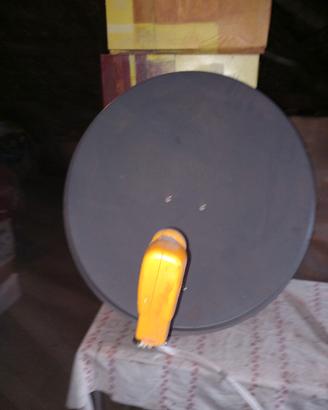 Parabola satellitare Televes 80 cm.