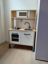 Cucina gioco Ikea come nuova