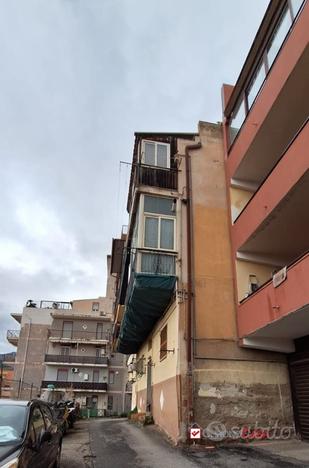 Via Polveriera,appartamentino da ristrutturare