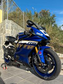 Yamaha Yzf R6