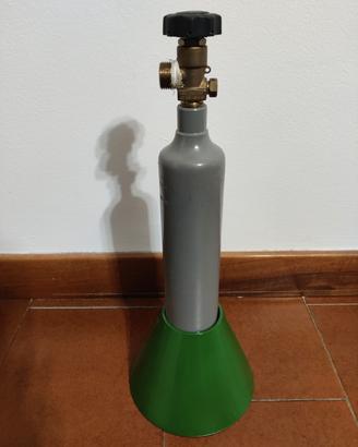 Bombola CO2 ricaricabile 750gr