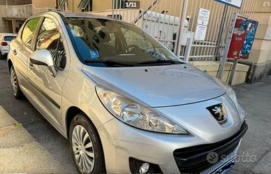 Peugeot 207 1.4 HDi 70CV 5p. Access