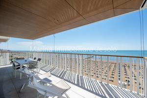 Appartamento NUOVO 3 camere fronte mare