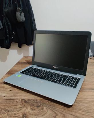Pc Asus portatile