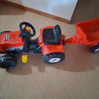 Trattore cavalcabile con rimorchio 