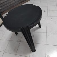 tavolino in plastica per esterni 